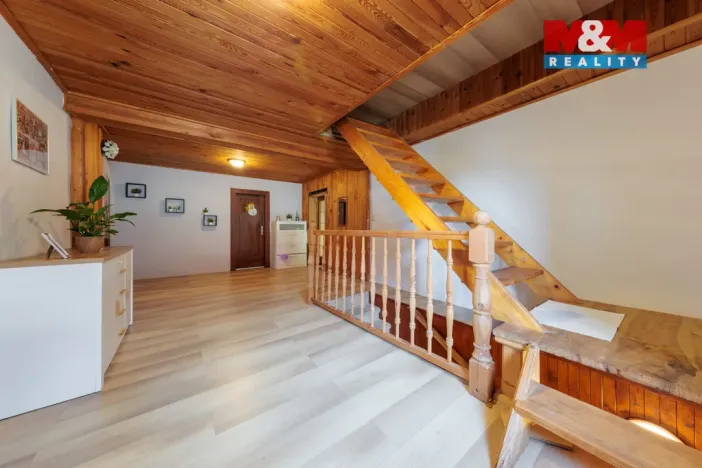 Prodej rodinného domu, Klášterec nad Ohří - Klášterecká Jeseň, 265 m2