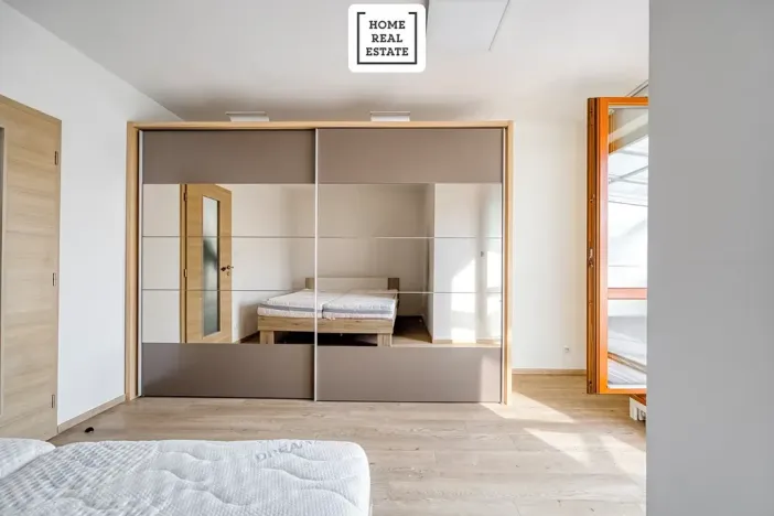 Prodej bytu 3+kk, Praha - Libeň, Nad Rokoskou, 77 m2