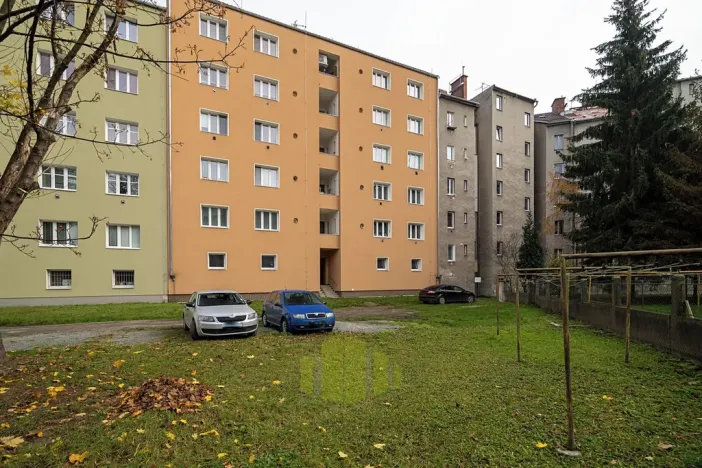 Pronájem bytu 2+kk, Olomouc, Charkovská, 48 m2