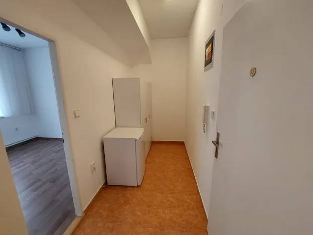 Pronájem bytu 1+kk, Brno, Renneská třída, 30 m2
