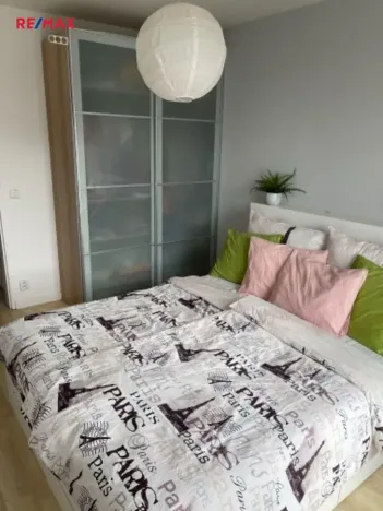 Pronájem bytu 2+kk, Hostivice, B. Němcové, 48 m2