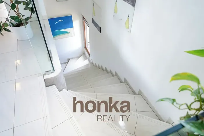 Pronájem rodinného domu, Kosoř, K Lomu, 263 m2