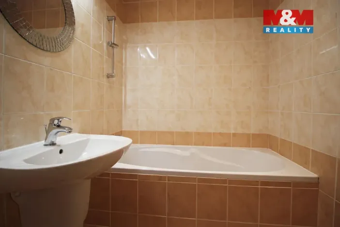 Pronájem bytu 1+1, Praha - Malešice, Skřivanská, 35 m2