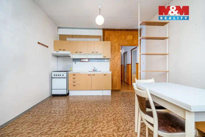 Prodej bytu 3+1, Hradec Králové - Nový Hradec Králové, třída Edvarda Beneše, 92 m2