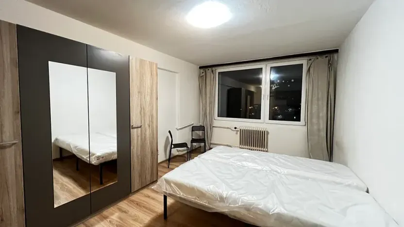 Pronájem bytu 1+kk, Praha - Radotín, Vrážská, 25 m2