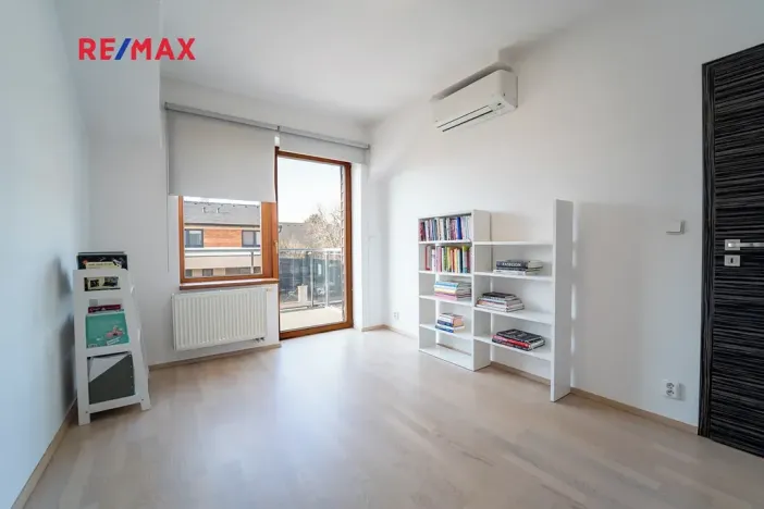 Prodej rodinného domu, Nupaky, Kruhová, 161 m2