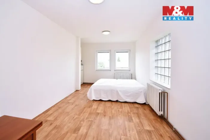 Prodej rodinného domu, Libiš, 300 m2