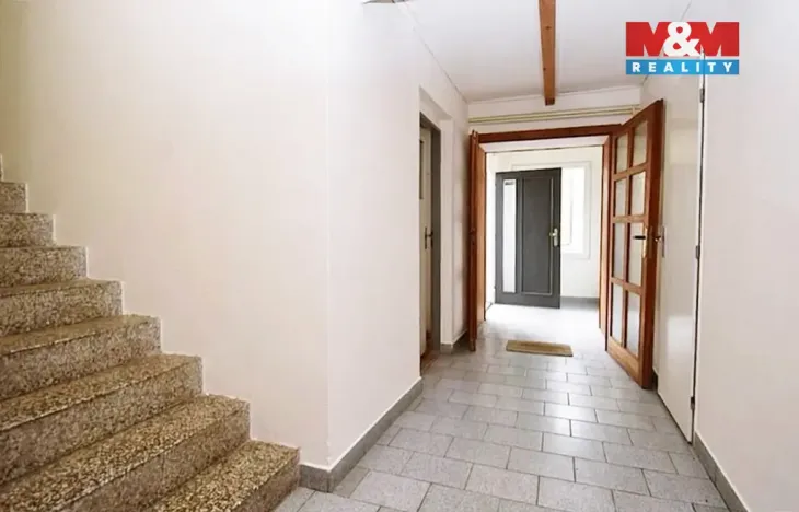 Prodej rodinného domu, Libiš, 300 m2