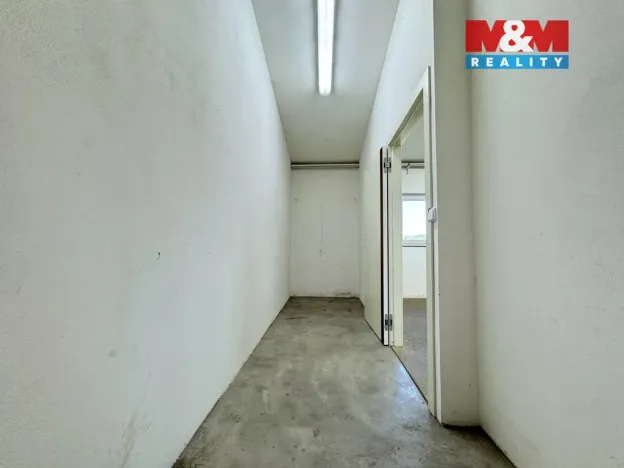 Pronájem skladu, Zubčice - Markvartice, 427 m2