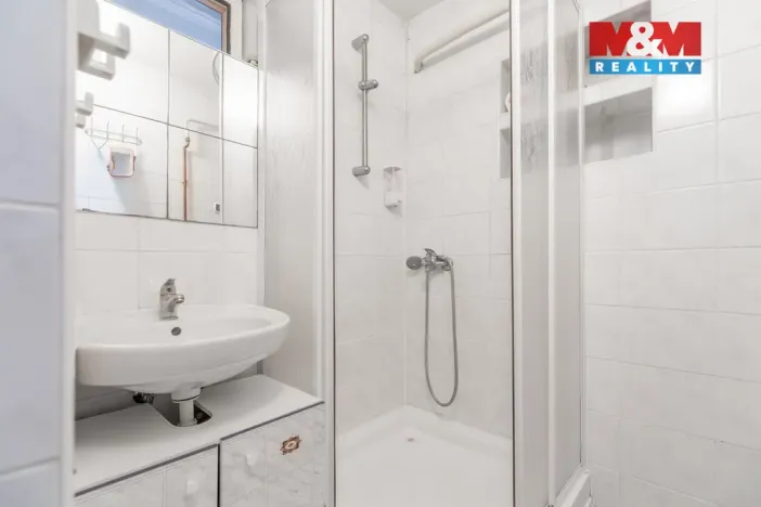 Prodej chaty, Komorní Lhotka, 98 m2