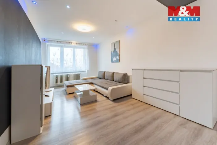 Prodej bytu 2+1, Cheb, Na Hradčanech, 54 m2