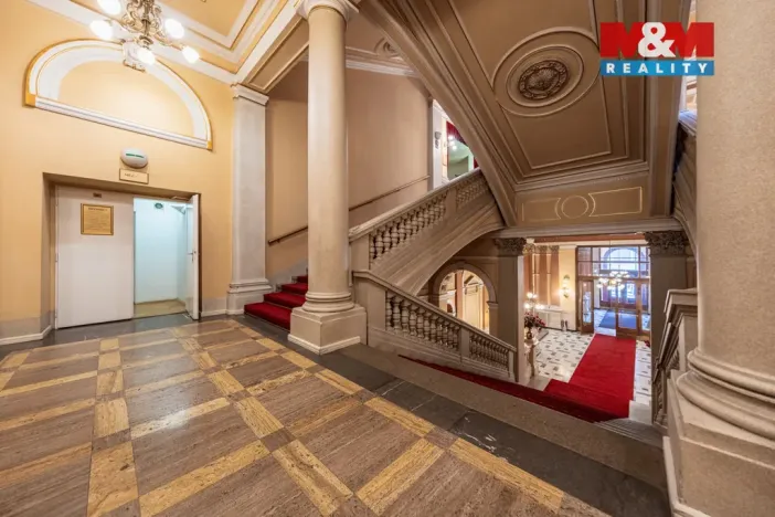 Pronájem kanceláře, Praha - Vinohrady, náměstí Míru, 74 m2