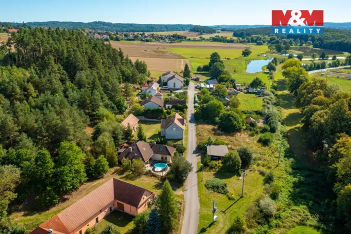 Prodej rodinného domu, Hajany, 285 m2