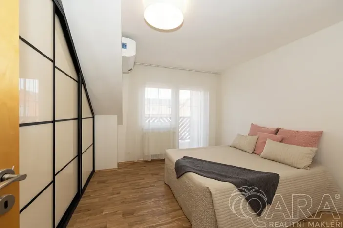 Prodej rodinného domu, Dolní Břežany, K Písnici, 98 m2