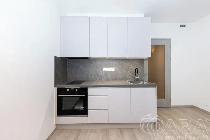 Prodej bytu 1+kk, Praha - Hloubětín, Poděbradská, 32 m2
