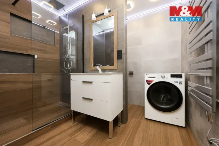 Prodej bytu 3+1, Šumperk, Finská, 72 m2