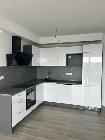 Pronájem bytu 2+kk, Pardubice, Pod Vinicí, 58 m2