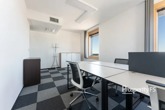 Pronájem kanceláře, Brno - Štýřice, Pražákova, 240 m2