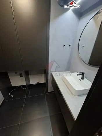 Pronájem bytu 3+1, Kolín, Kpt. Jaroše, 95 m2