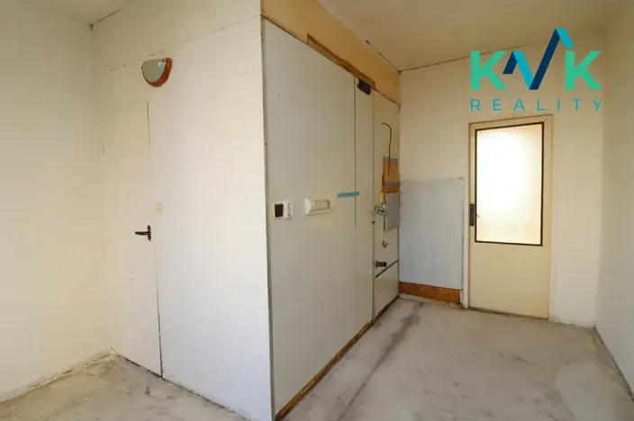 Prodej bytu 2+1, Chomutov, Březenecká, 61 m2