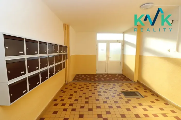 Prodej bytu 2+1, Chomutov, Březenecká, 61 m2