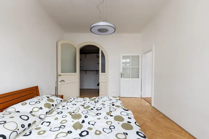 Prodej bytu 2+1, Praha - Nové Město, Ve Smečkách, 68 m2