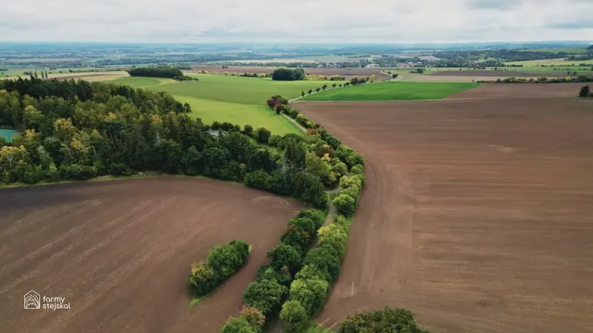 Prodej pole, Červené Pečky, 18647 m2
