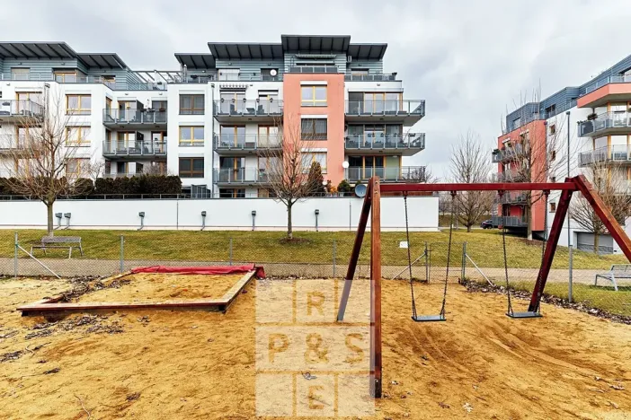 Pronájem bytu 3+kk, Praha - Liboc, Naardenská, 97 m2