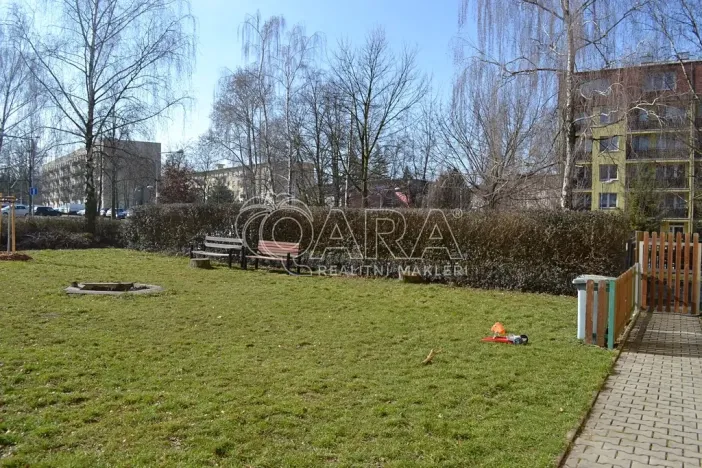 Prodej bytu 1+1, Milovice, Višňová, 42 m2