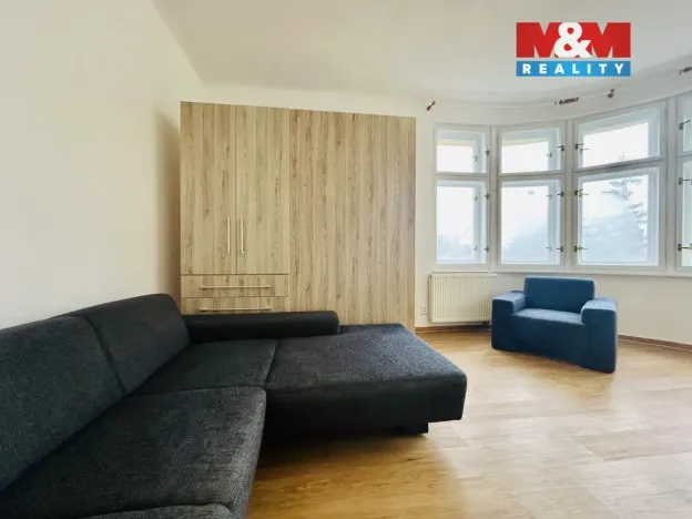 Pronájem bytu 1+1, Klatovy - Klatovy II, Masarykova, 54 m2