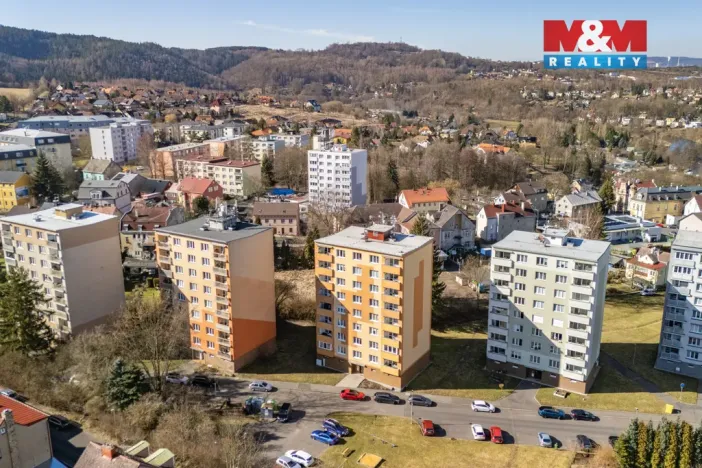 Prodej bytu 2+1, Karlovy Vary - Doubí, Modenská, 60 m2