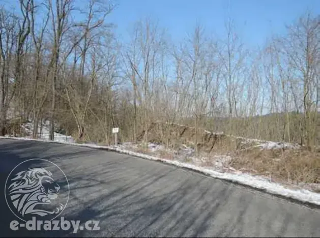 Dražba pozemku, Niměřice, 1982 m2