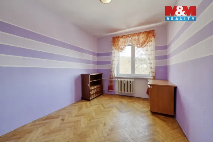 Prodej bytu 2+1, Mariánské Lázně, V Sadech, 48 m2