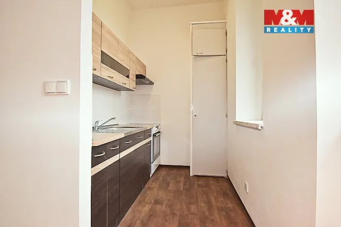 Pronájem bytu 1+kk, Dlouhoňovice, Nádražní, 30 m2