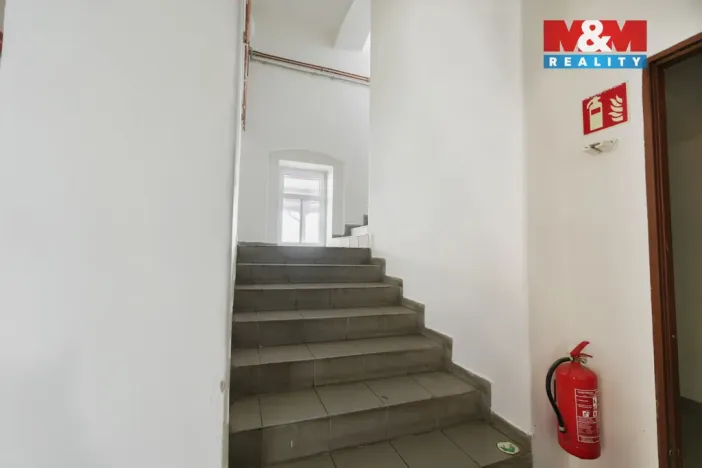 Prodej činžovního domu, Štětí, Mírové nám., 500 m2