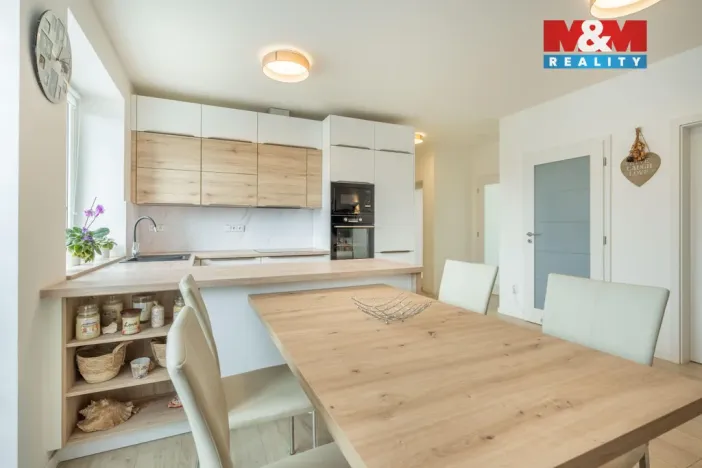 Prodej bytu 3+kk, Libušín, Smečenská, 90 m2