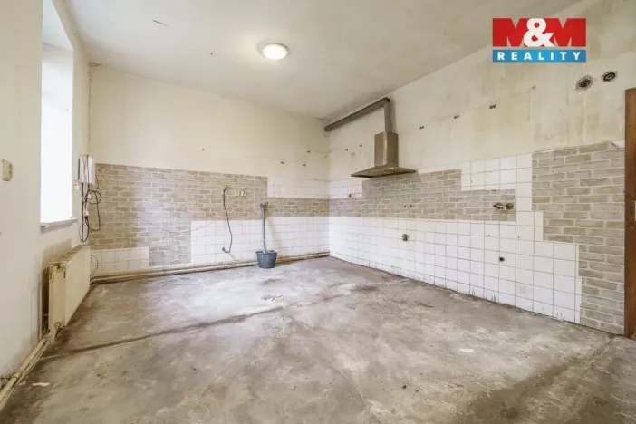 Prodej rodinného domu, Aš - Vernéřov, 357 m2