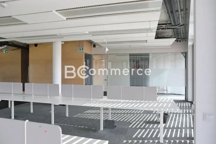 Pronájem kanceláře, Brno, 600 m2