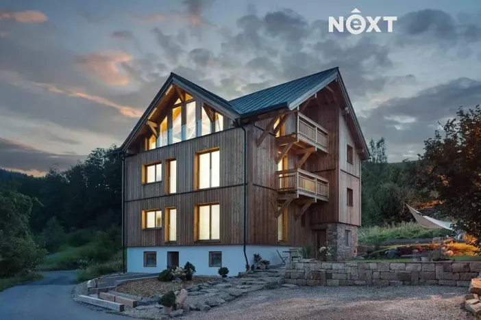 Prodej ubytování, Benecko, 342 m2