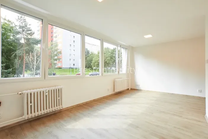 Pronájem bytu 3+kk, Praha - Krč, Kukučínova, 60 m2