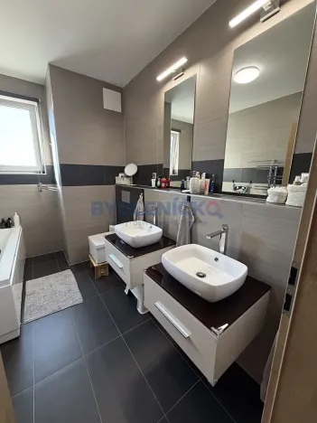 Prodej bytu 2+kk, České Budějovice, České Vrbné, 71 m2