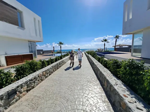 Prodej bytu 1+1, Trikomo, Kypr, 60 m2