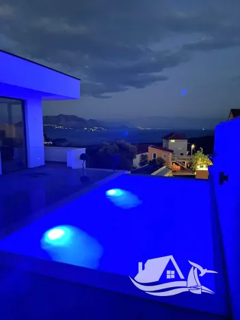 Prodej vily, Кримовице, Černá Hora, 115 m2