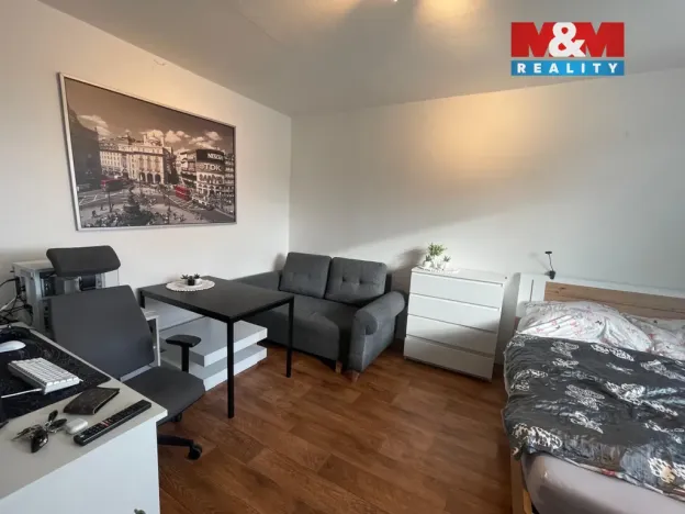 Pronájem bytu 1+1, Děčín - Děčín IX-Bynov, Na Vyhlídce, 34 m2