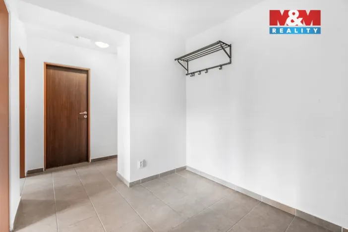 Prodej činžovního domu, Milovice, Topolová, 3337 m2