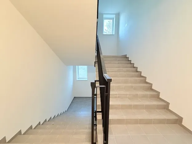 Pronájem bytu 2+kk, Milovice, Slepá, 57 m2