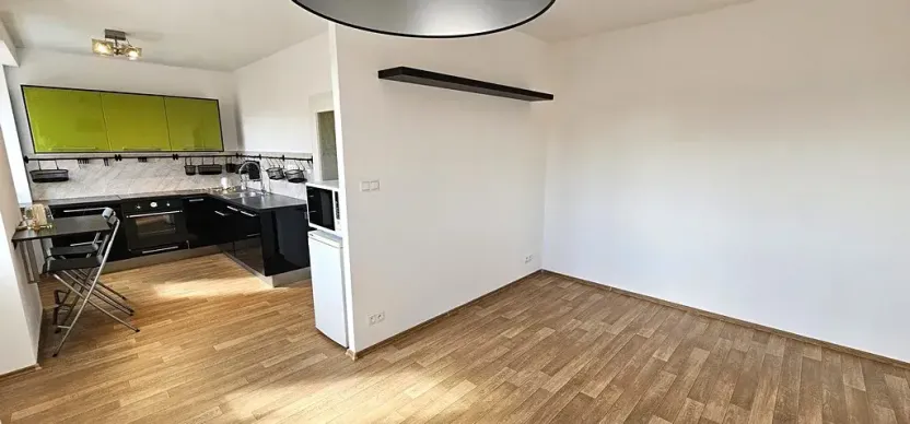 Pronájem bytu 1+kk, Brno, Tkalcovská, 32 m2
