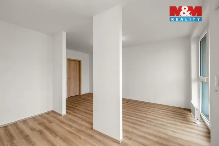 Pronájem bytu 1+kk, Kralupy nad Vltavou, Nádražní, 37 m2