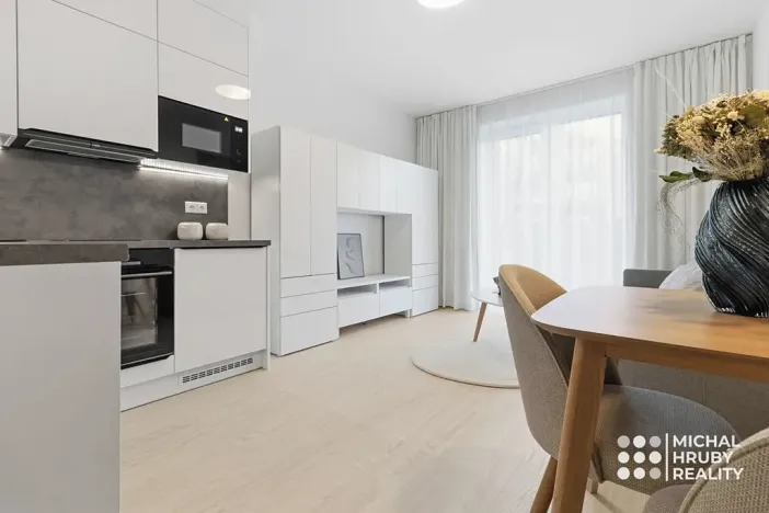 Prodej bytu 1+kk, Ostrava, Výstavní, 27 m2