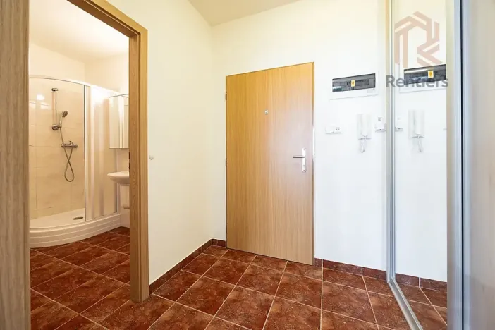 Pronájem bytu 2+kk, Praha - Záběhlice, Na lávce, 47 m2